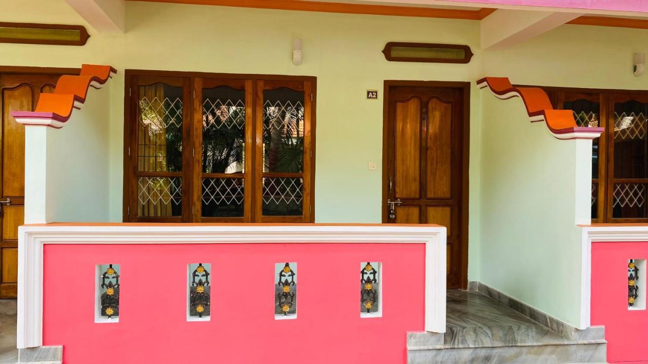 Packbag Comfort Bed & Breakfast Kovalam Exterior photo
