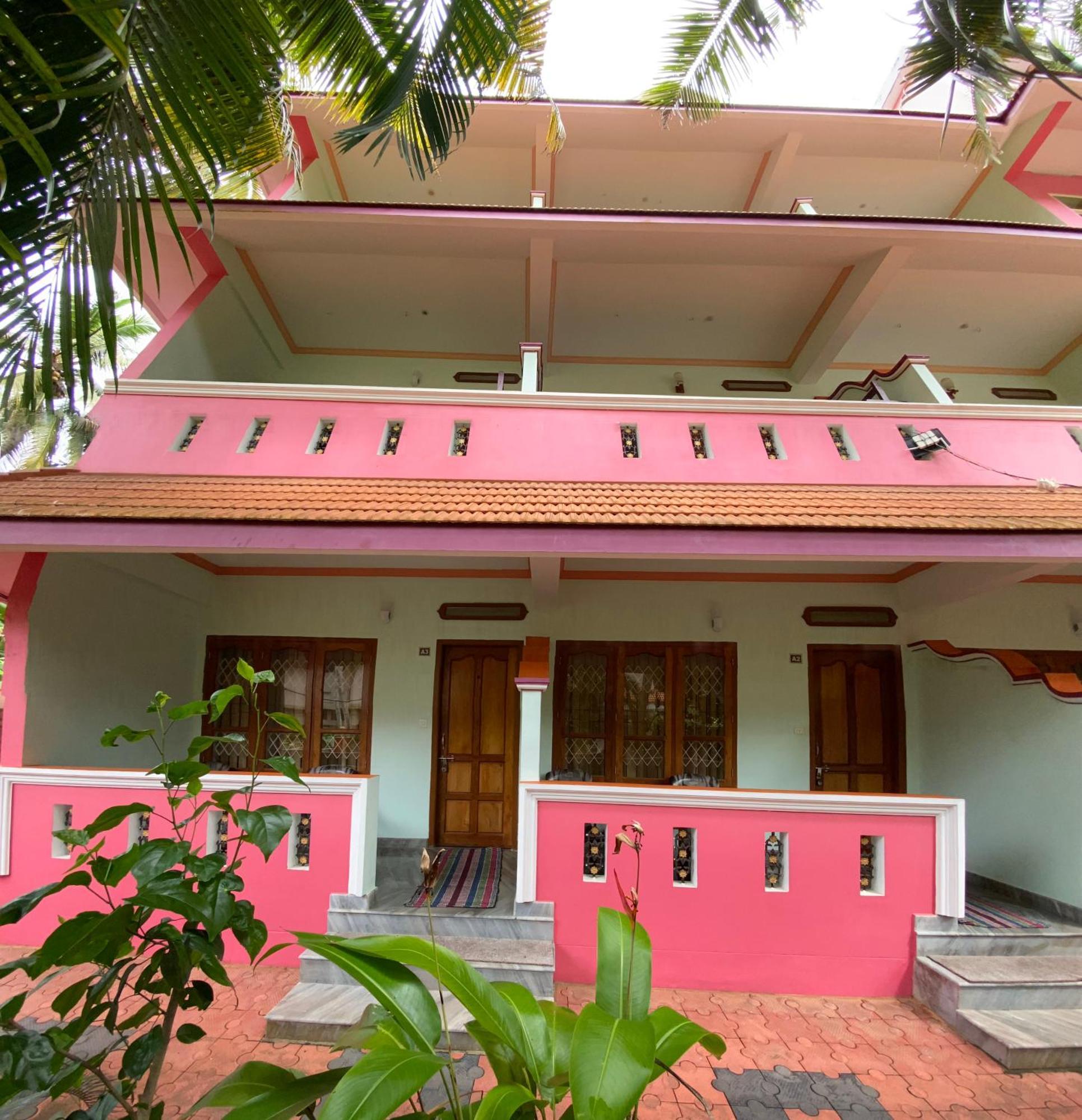 Packbag Comfort Bed & Breakfast Kovalam Exterior photo