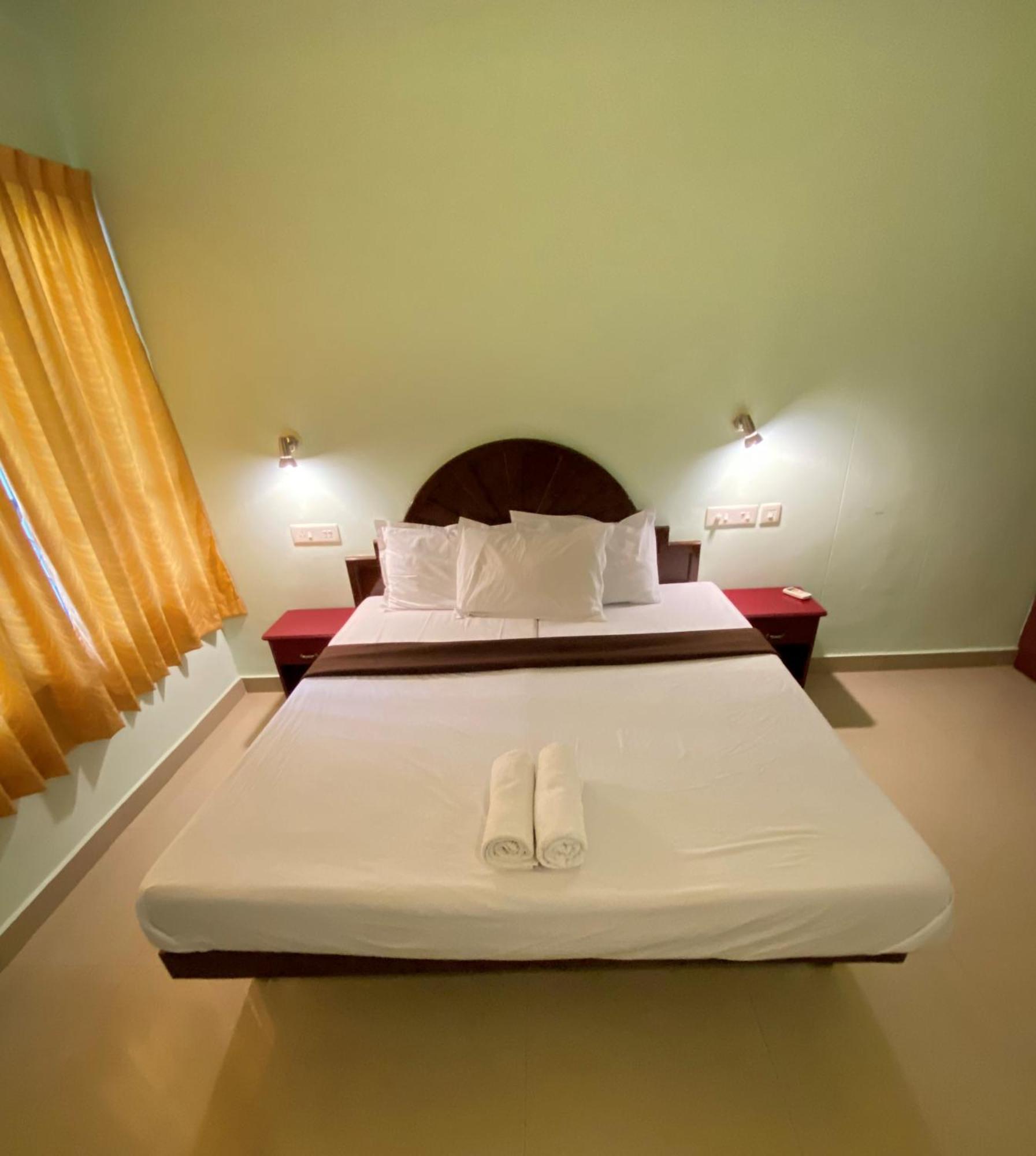 Packbag Comfort Bed & Breakfast Kovalam Exterior photo